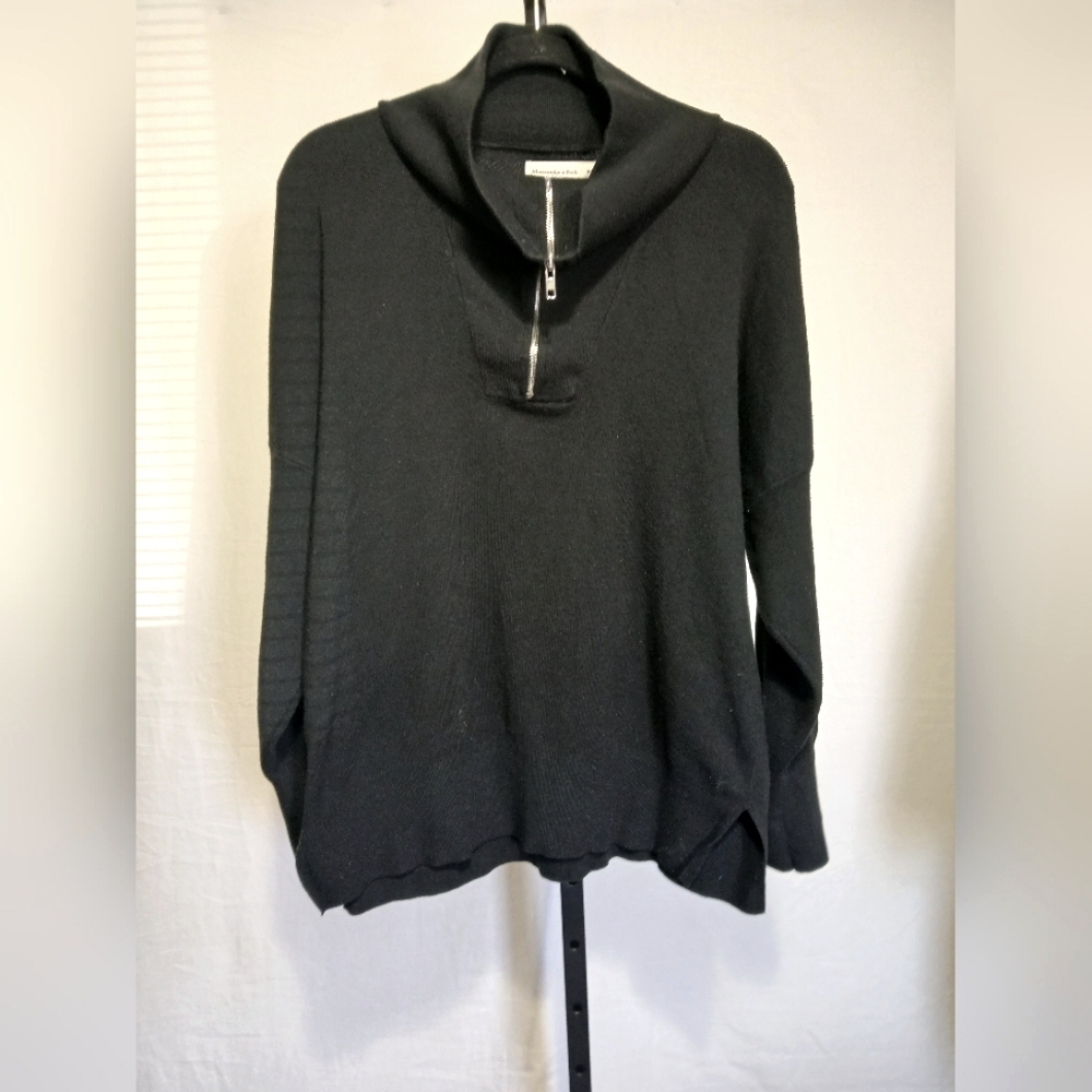 Abercrombie and Fitch sweater